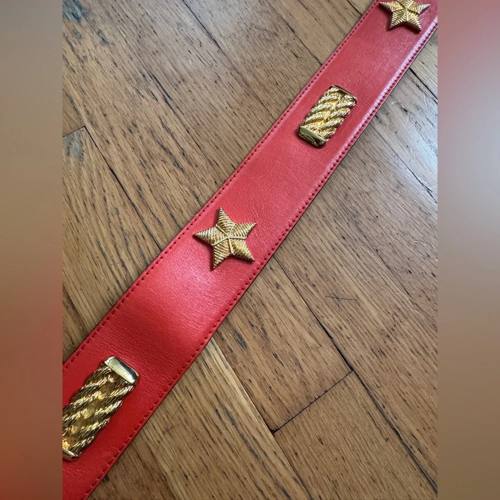 80s Vintage Red Leather Escada Belt w Gold Hardware - Picture 3 of 6